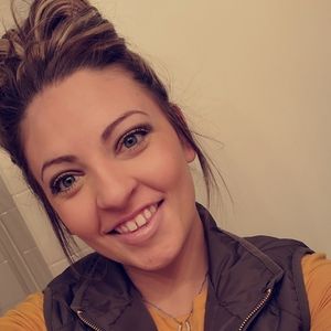 Meet your Posher, Brandi